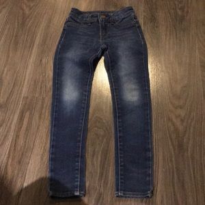 Girls size 8 skinny stretchy jeans NWOT